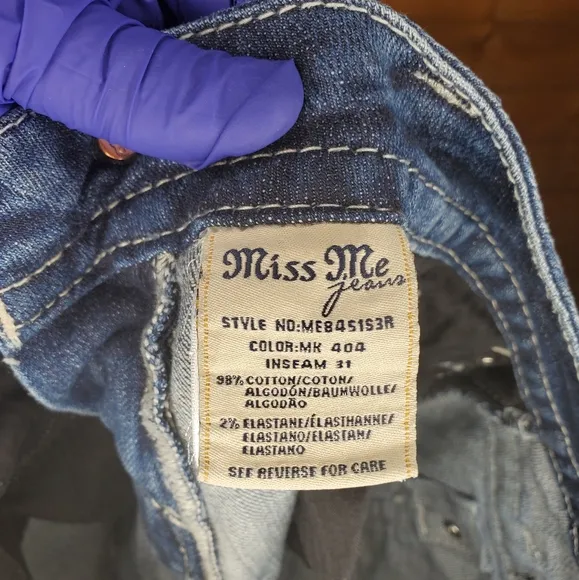❤️ Miss Me Jeans skinny medium-dark distressed rhinestone sequins washed…