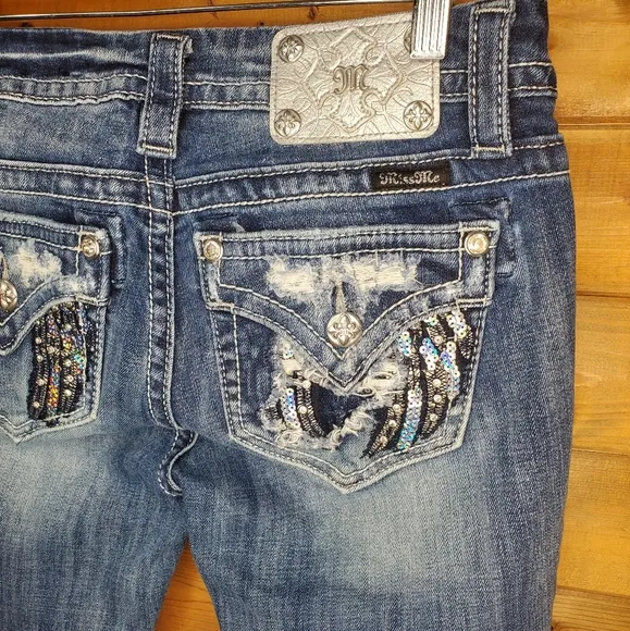 ❤️ Miss Me Jeans skinny medium-dark distressed rhinestone sequins washed…