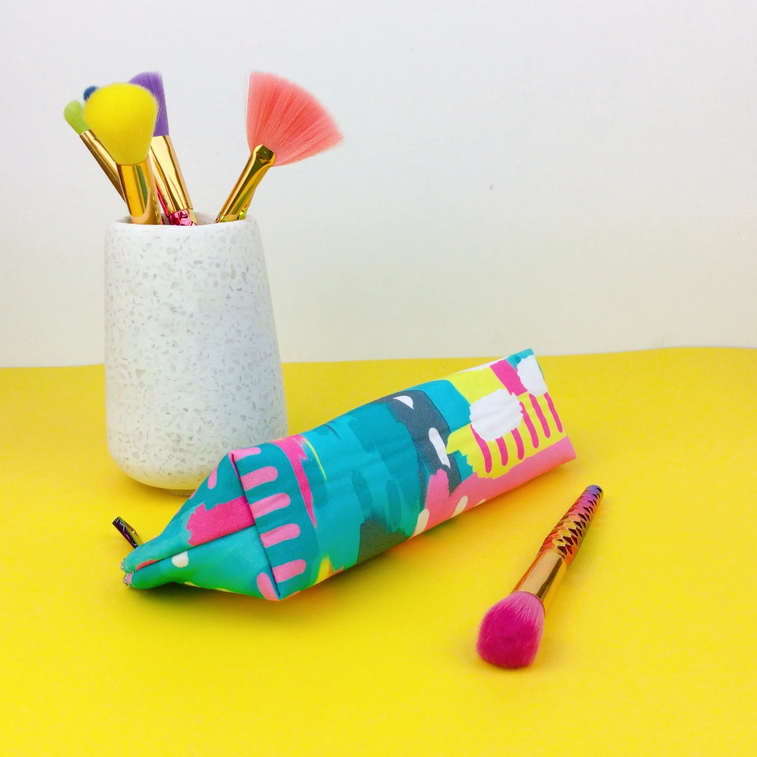 21st Party Makeup Brush Bag.