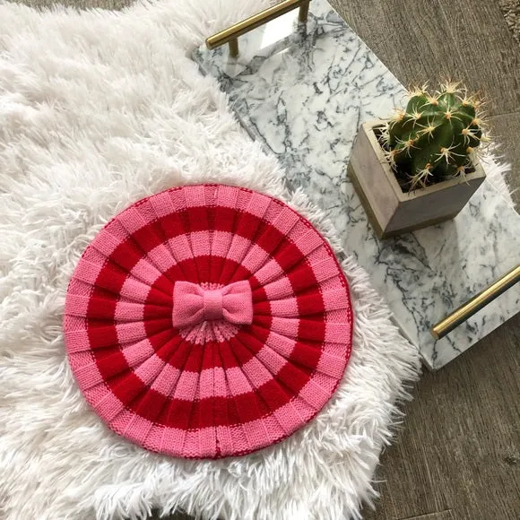 Brand new KATE SPADE Bold Stripe Beret - Red In Charm Red/fleur De Lis/gold, one size! Retails $48US 
