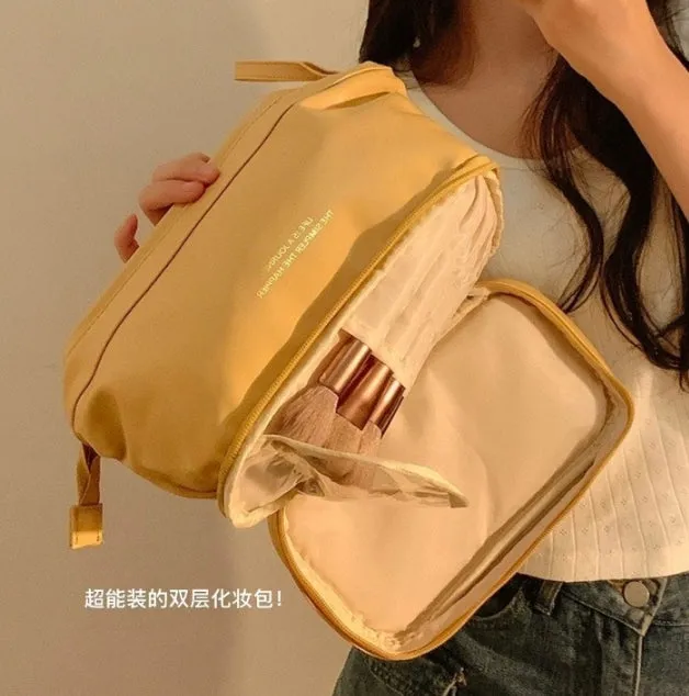 Cloud-shaped Cosmetic Bag, Large-capacity PU Layered Cosmetic Storage Bag for Women, Portable, Waterproof, Multi-functional Storage Bag for Business Trips C-241204-3
