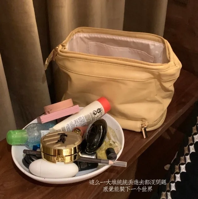 Cloud-shaped Cosmetic Bag, Large-capacity PU Layered Cosmetic Storage Bag for Women, Portable, Waterproof, Multi-functional Storage Bag for Business Trips C-241204-3