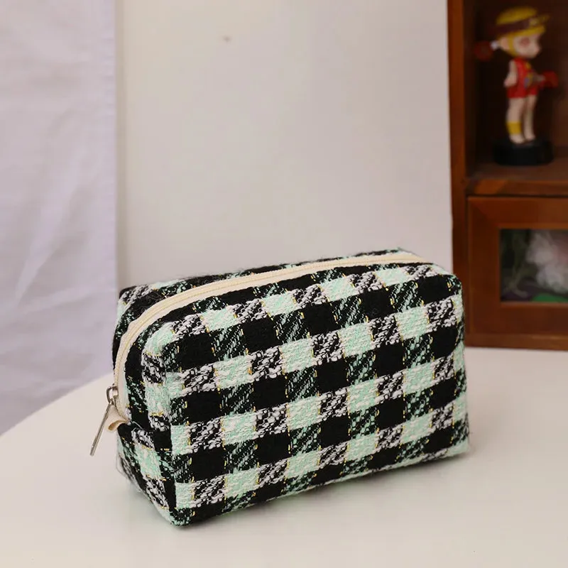 Cute Customizable Velvet Makeup Bag 🎀 | Kawaii Plaid Travel Pouch ✨ | Perfect Birthday Gift 🎁