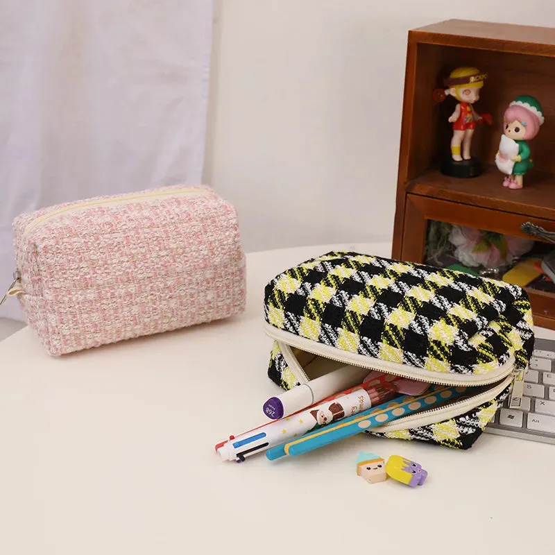 Cute Customizable Velvet Makeup Bag 🎀 | Kawaii Plaid Travel Pouch ✨ | Perfect Birthday Gift 🎁