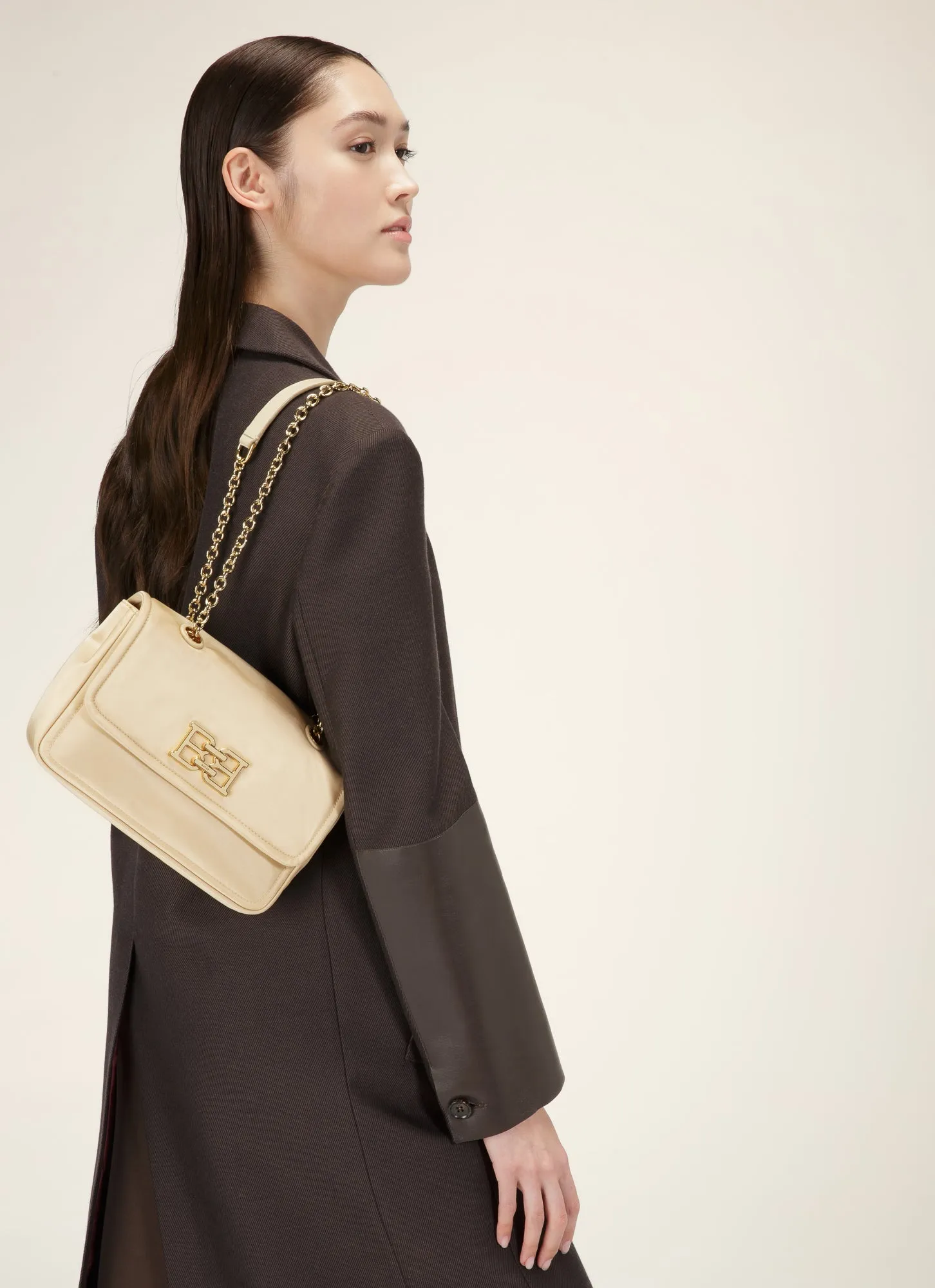 Ehrin - Cross Body Bag