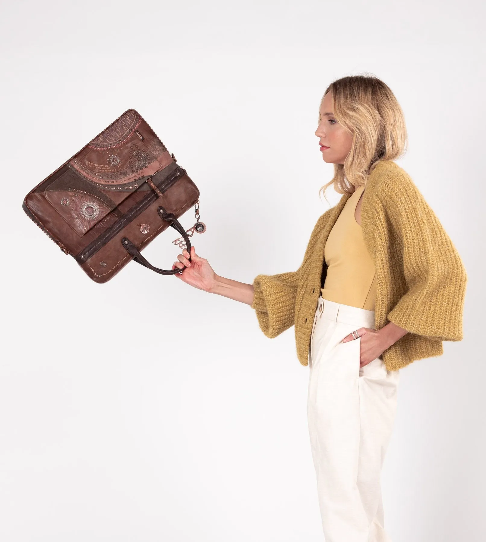 Elegant nature document case