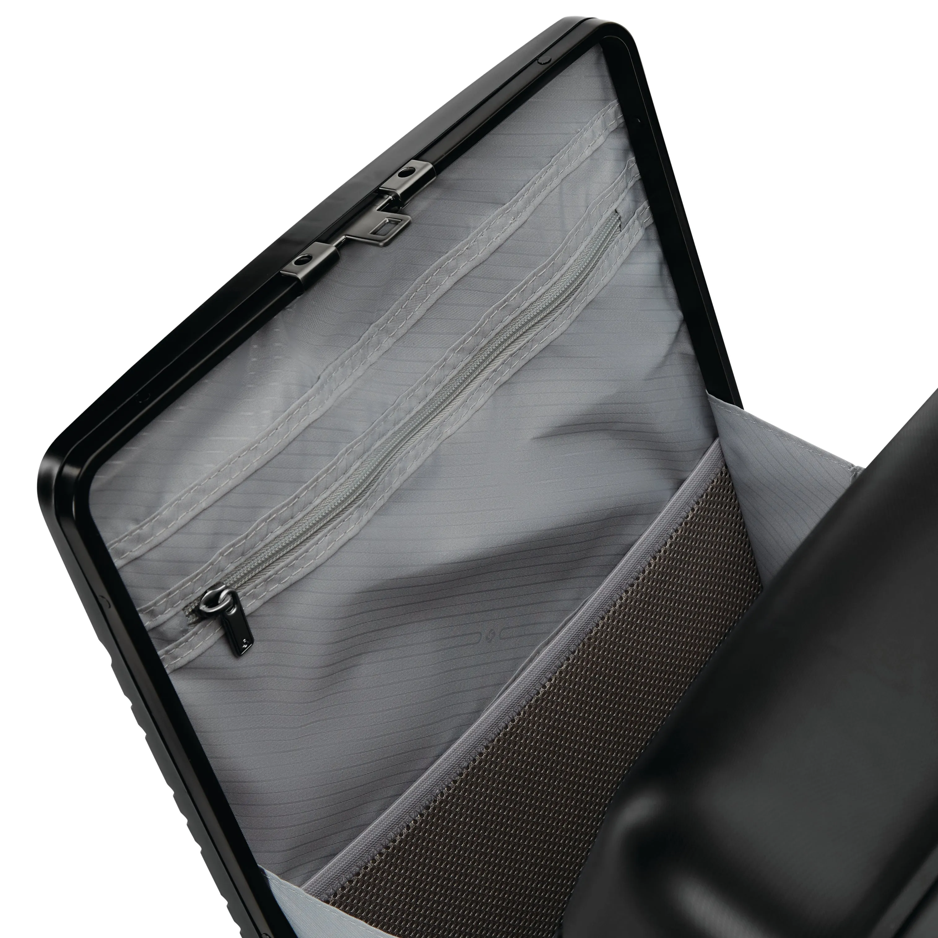 Elevation Plus Carry-On 22x14x9 Spinner Luggage