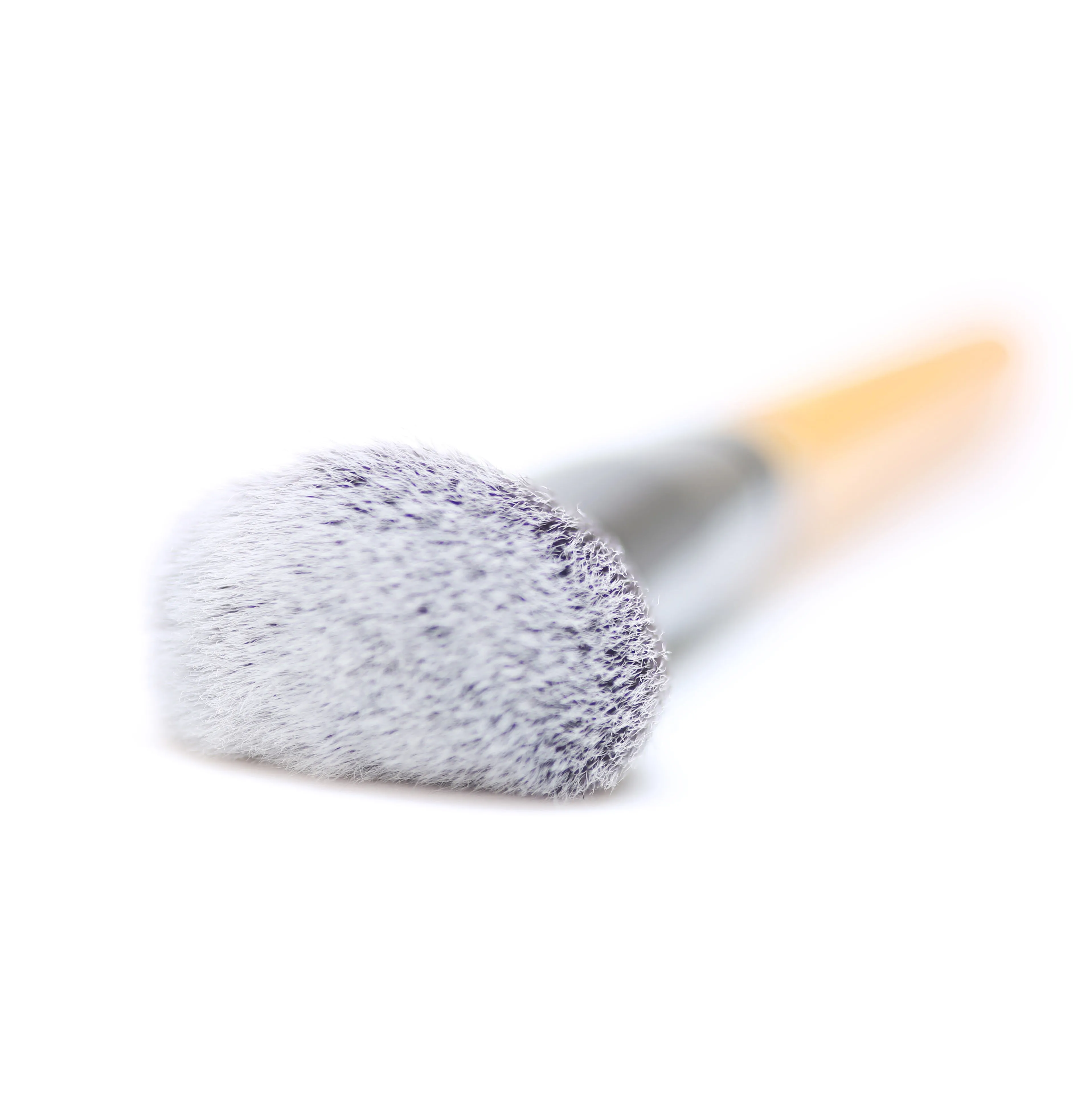 Flawless Bamboo Contour Brush