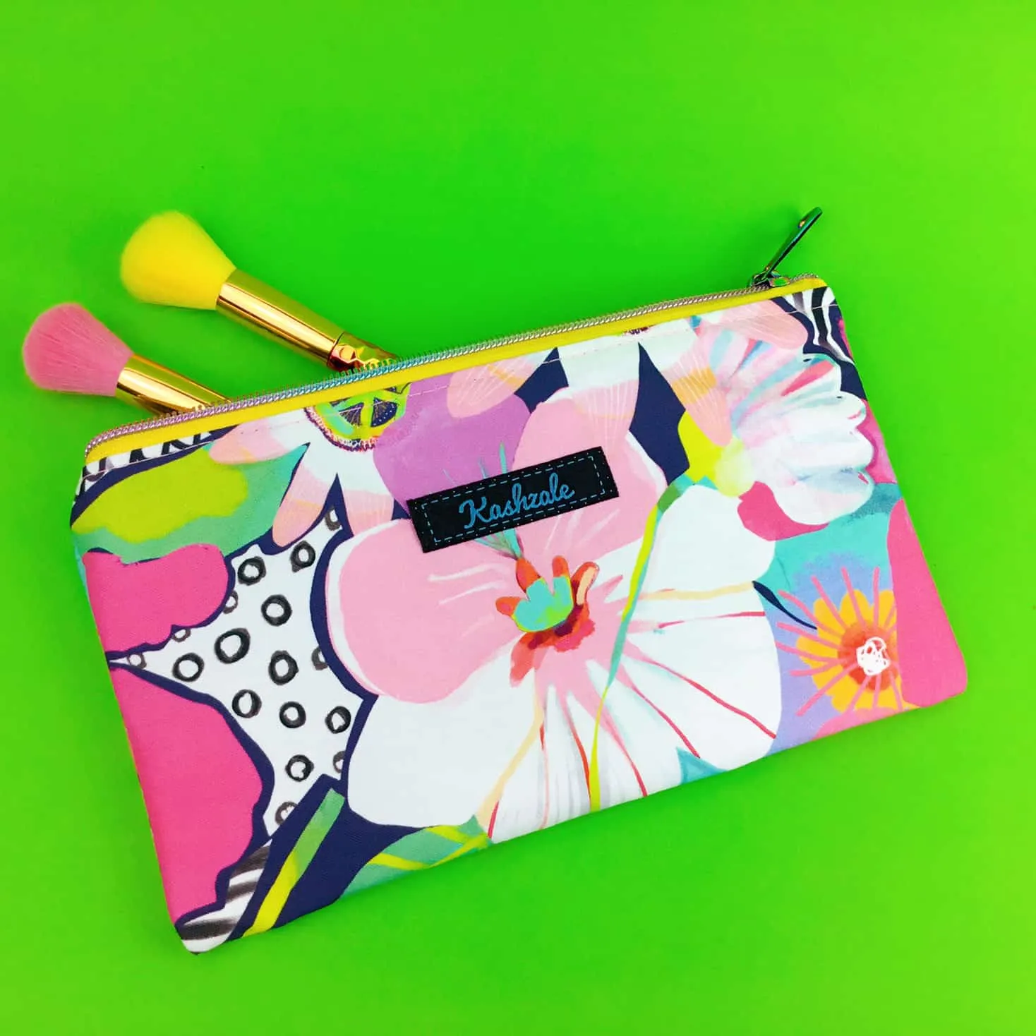 Glorious Garden Zipper Pouch, Travel Pouch.  Robyn Hammond Design.