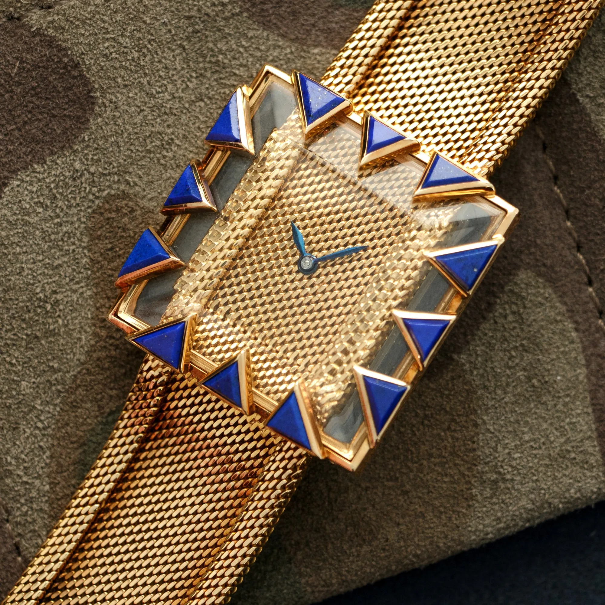 Gubelin Yellow Gold Lapis Watch