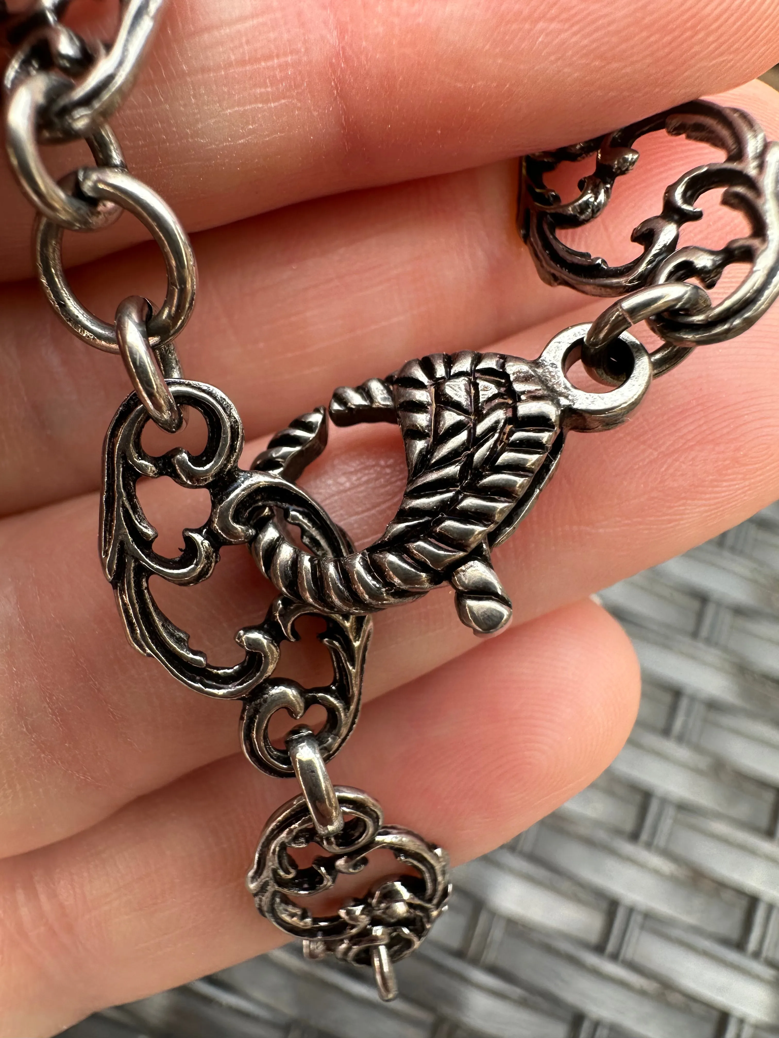 Gucci GG Marmont Crystal Necklace In Silver