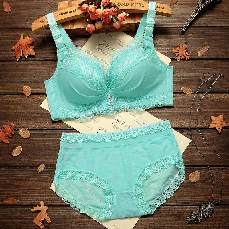 INSTOCK- Taobao popular one piece thickened push-up bra set