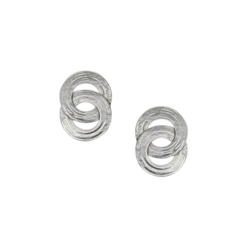 Interlocking Patterned Rings Post Earring