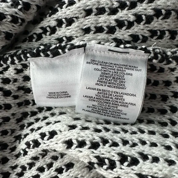 Kasper Women’s Open Front Cardigan Black/White striped pattern 3/4 sleeve Size L