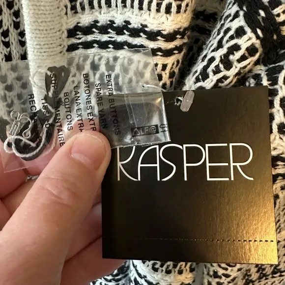 Kasper Women’s Open Front Cardigan Black/White striped pattern 3/4 sleeve Size L
