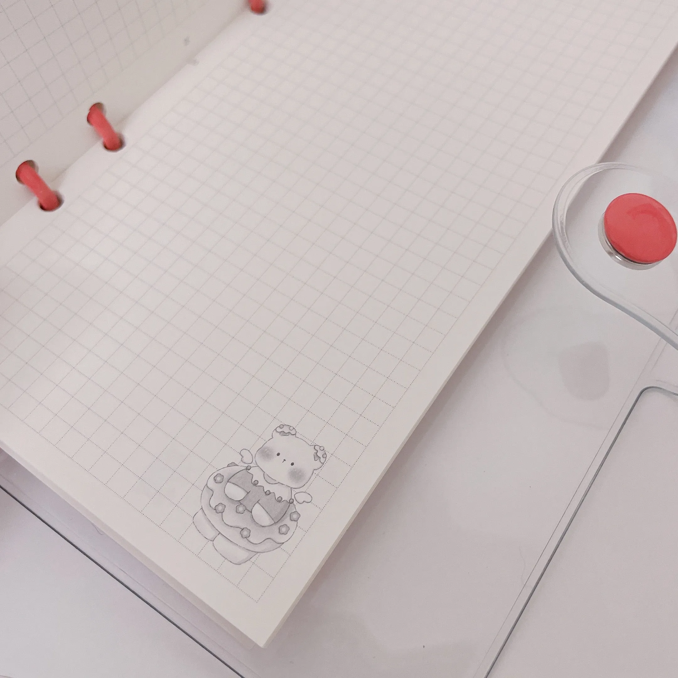 Kawaii 6 ring binder with keychain, divider & loose sheets