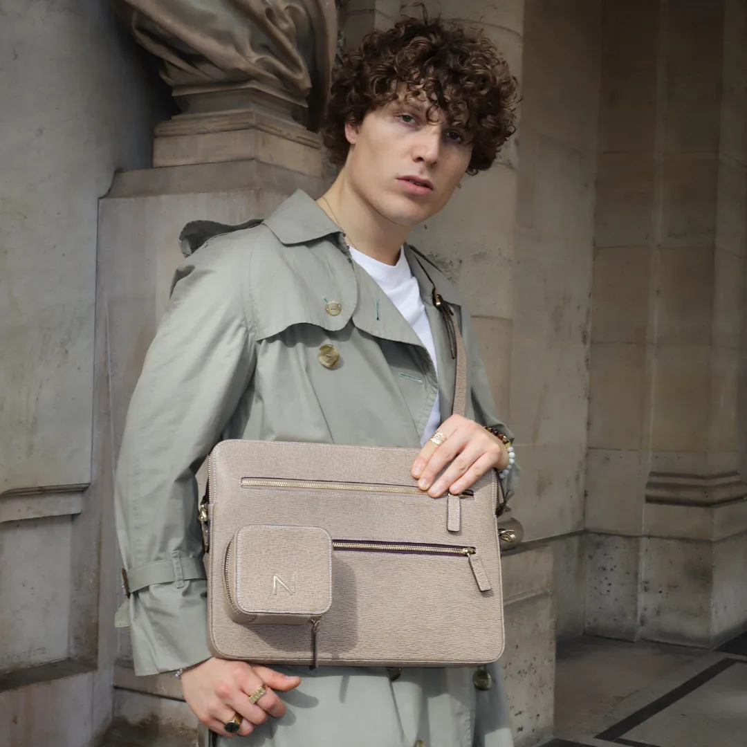 Laptop Case Sable (16 Inch)