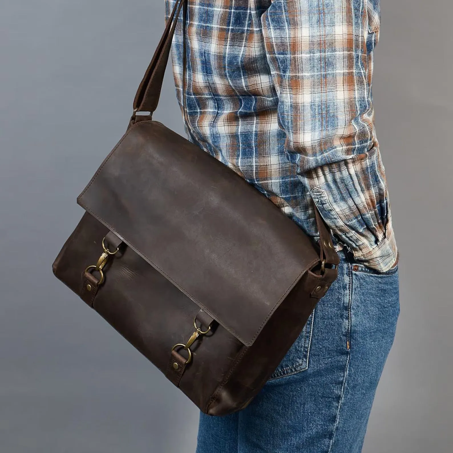 leather messenger bag crossbody bag