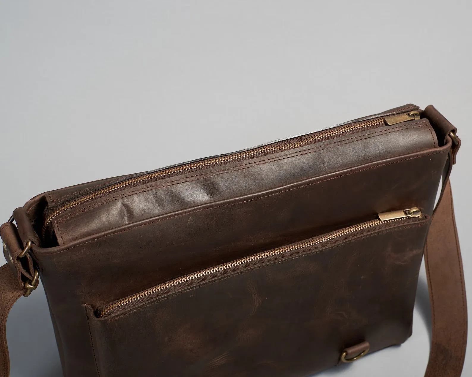leather messenger bag crossbody bag