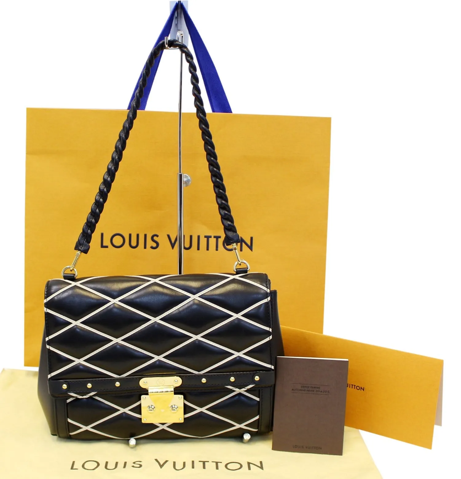 LOUIS VUITTON Lambskin Leather Malletage Pochette Flap Shoulder Bag - 20% Off