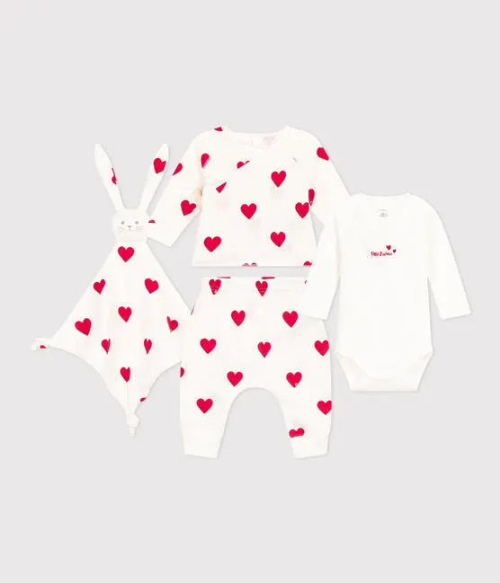 NEWBORN BABY HEART PATTERNED GIFT SET