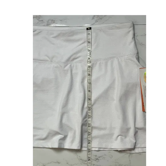 NWT Gottex women's golf and tennis skort in white, size L