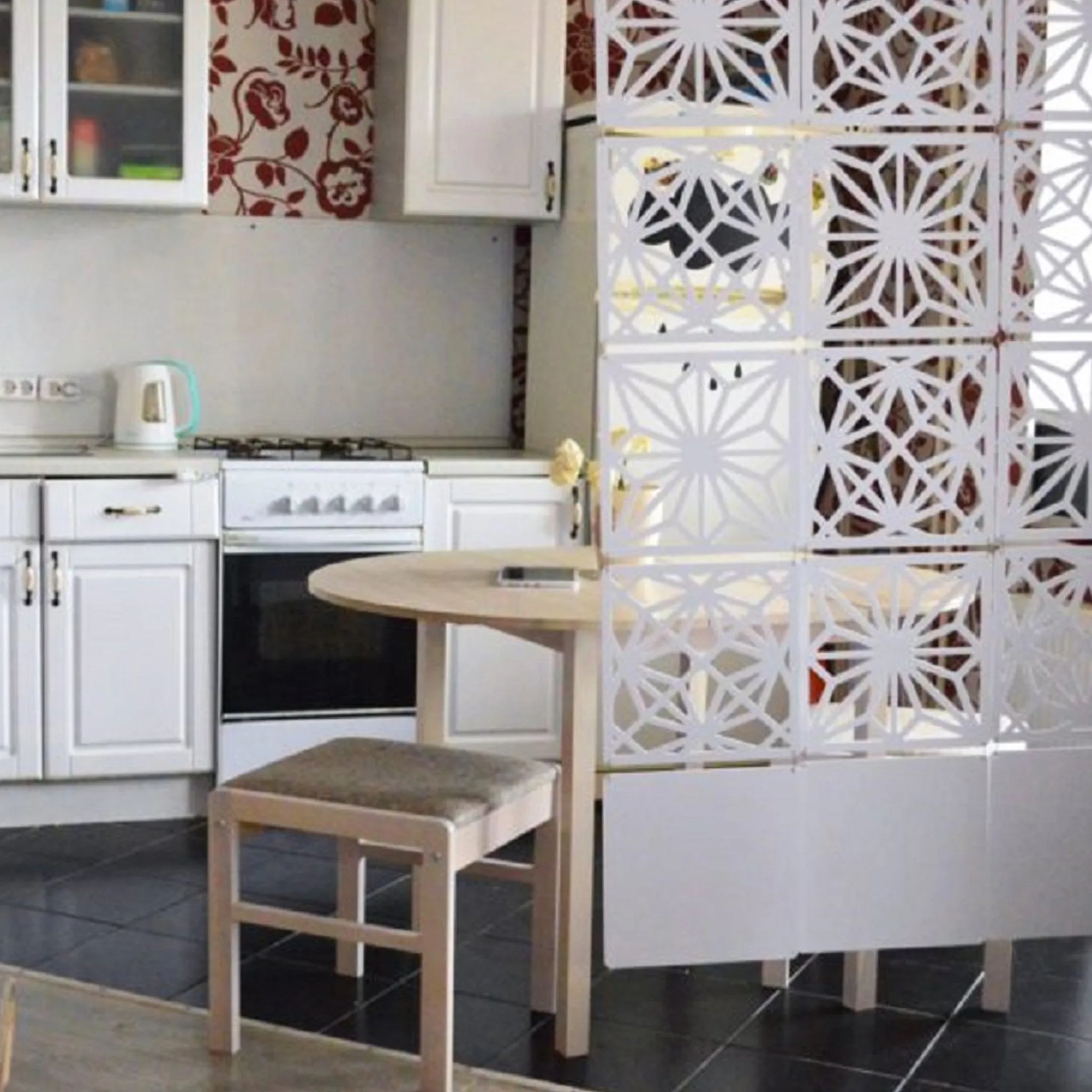 Planet Décor Room Divider in Silver -STY020