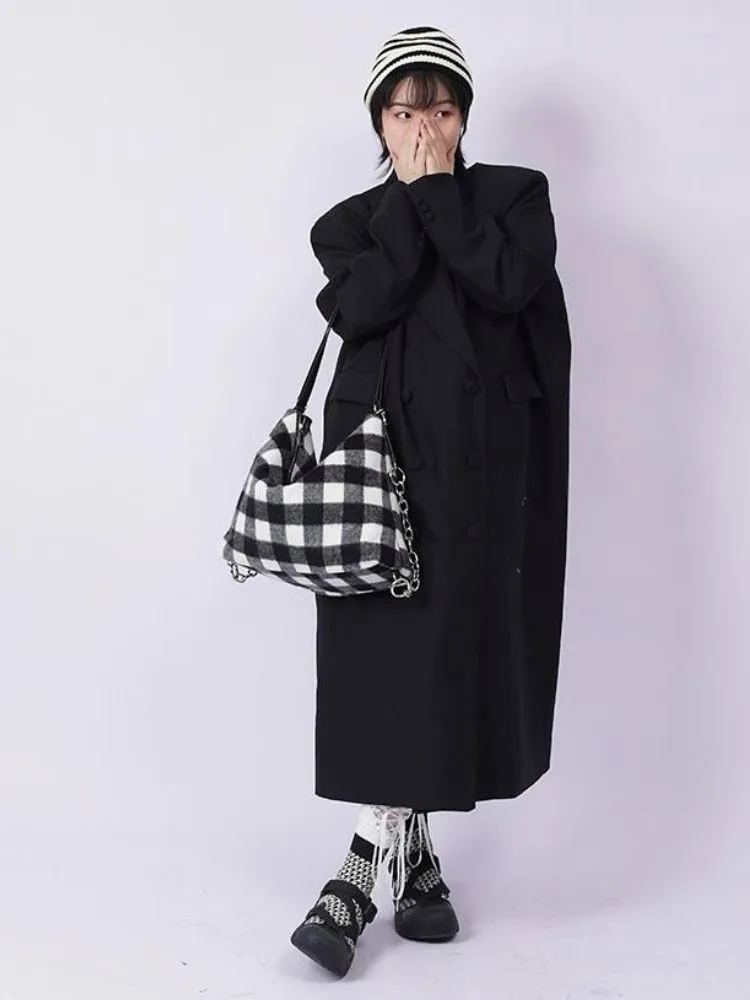 practical large-capacity school bag
