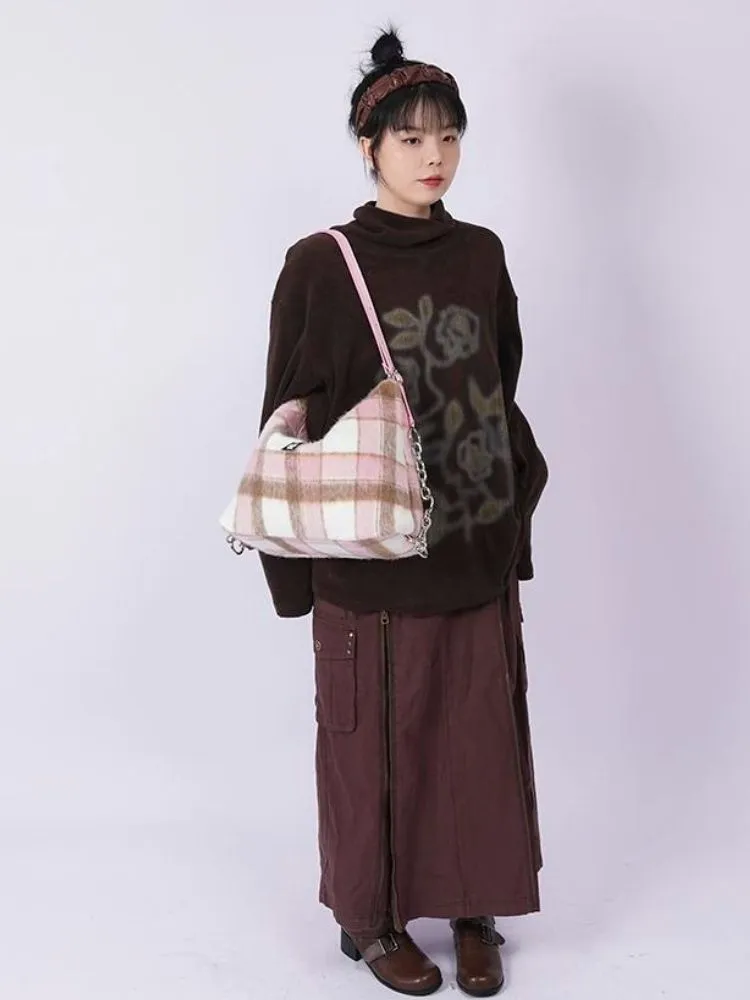 practical large-capacity school bag