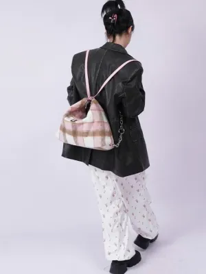 practical large-capacity school bag