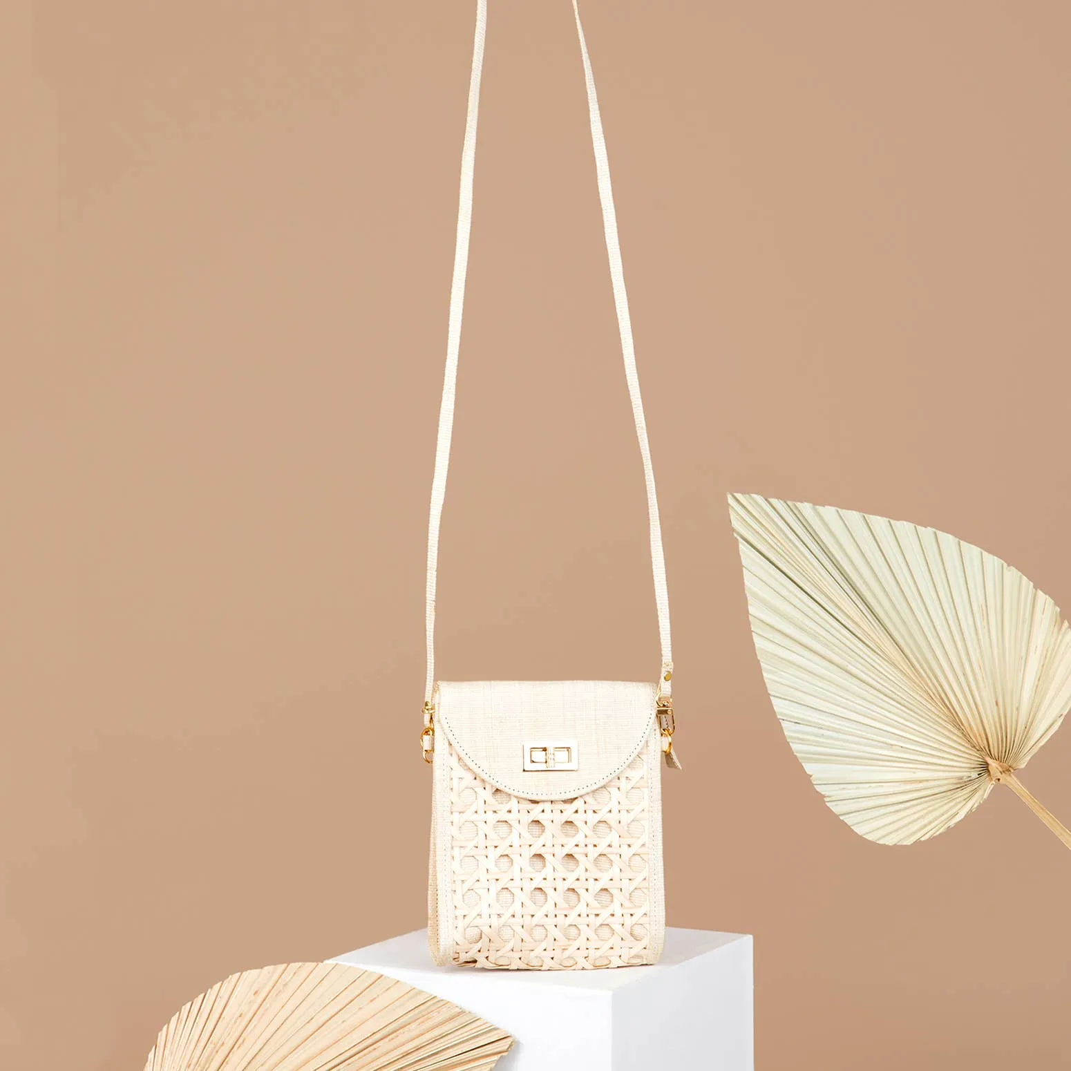 Purse - Cream Woven Rattan  Crossbody Bag