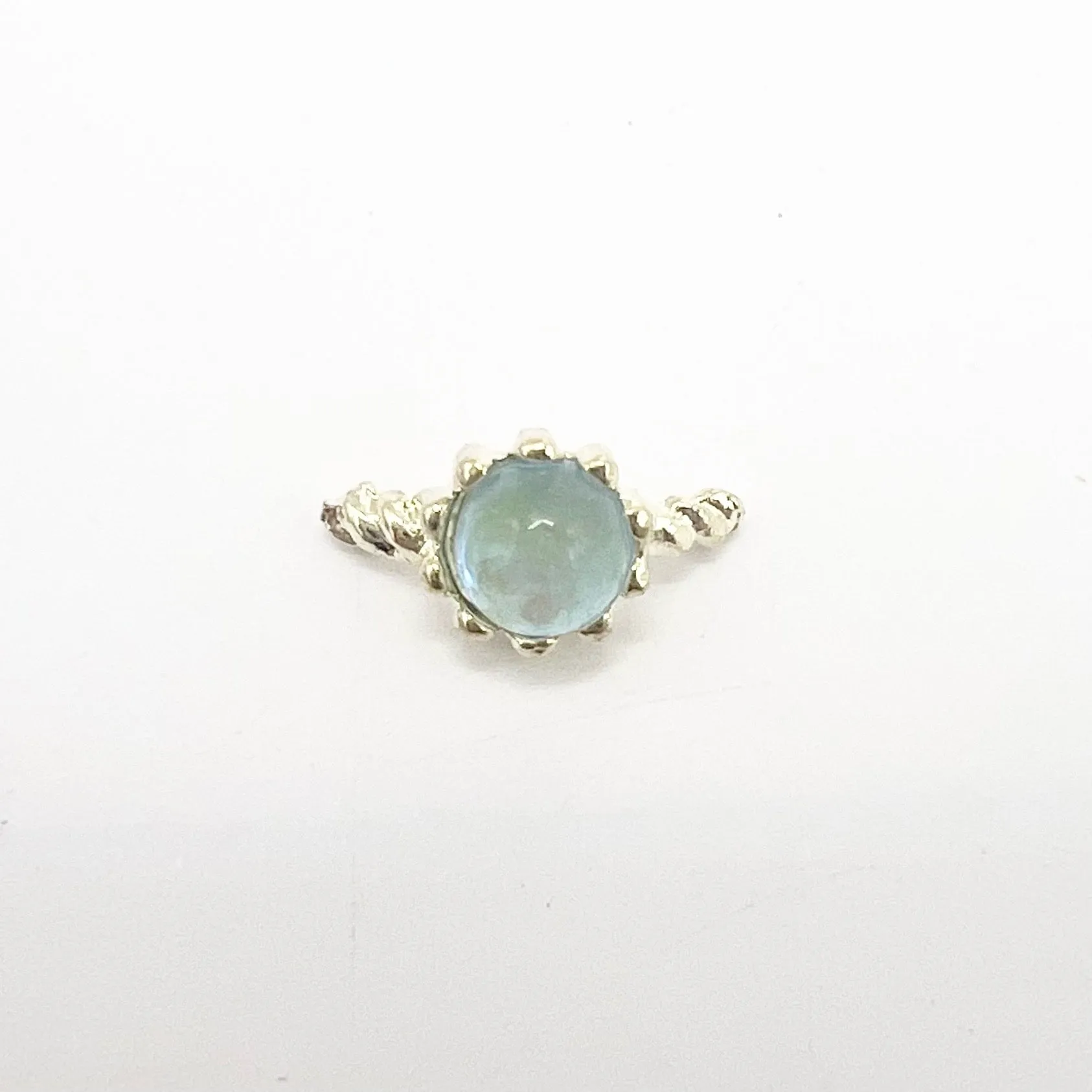 Queen - Nail Charms 10pc - #212 Gold Blue Pearl Half Rings