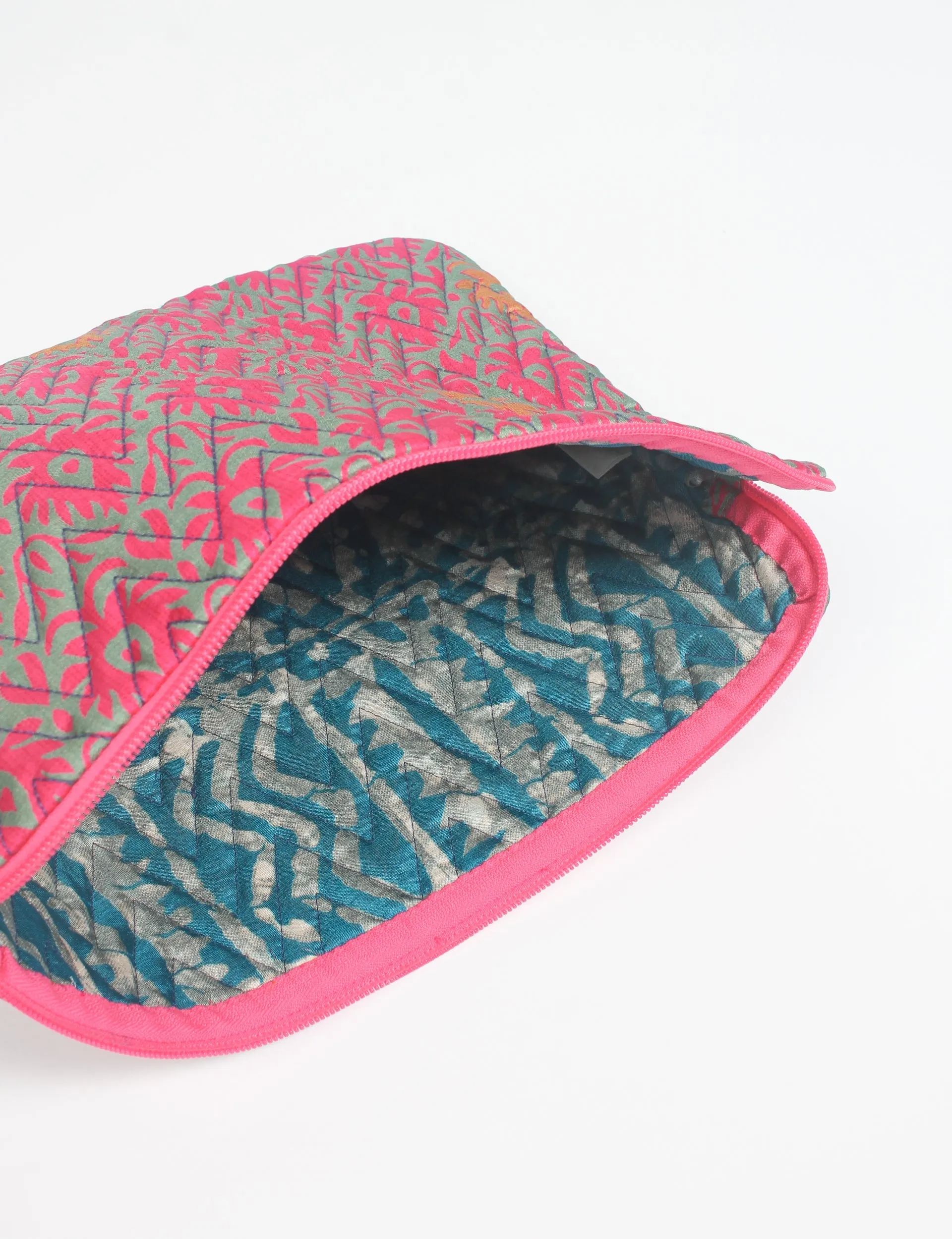QUILTED LAPTOP SLEEVE 13_14