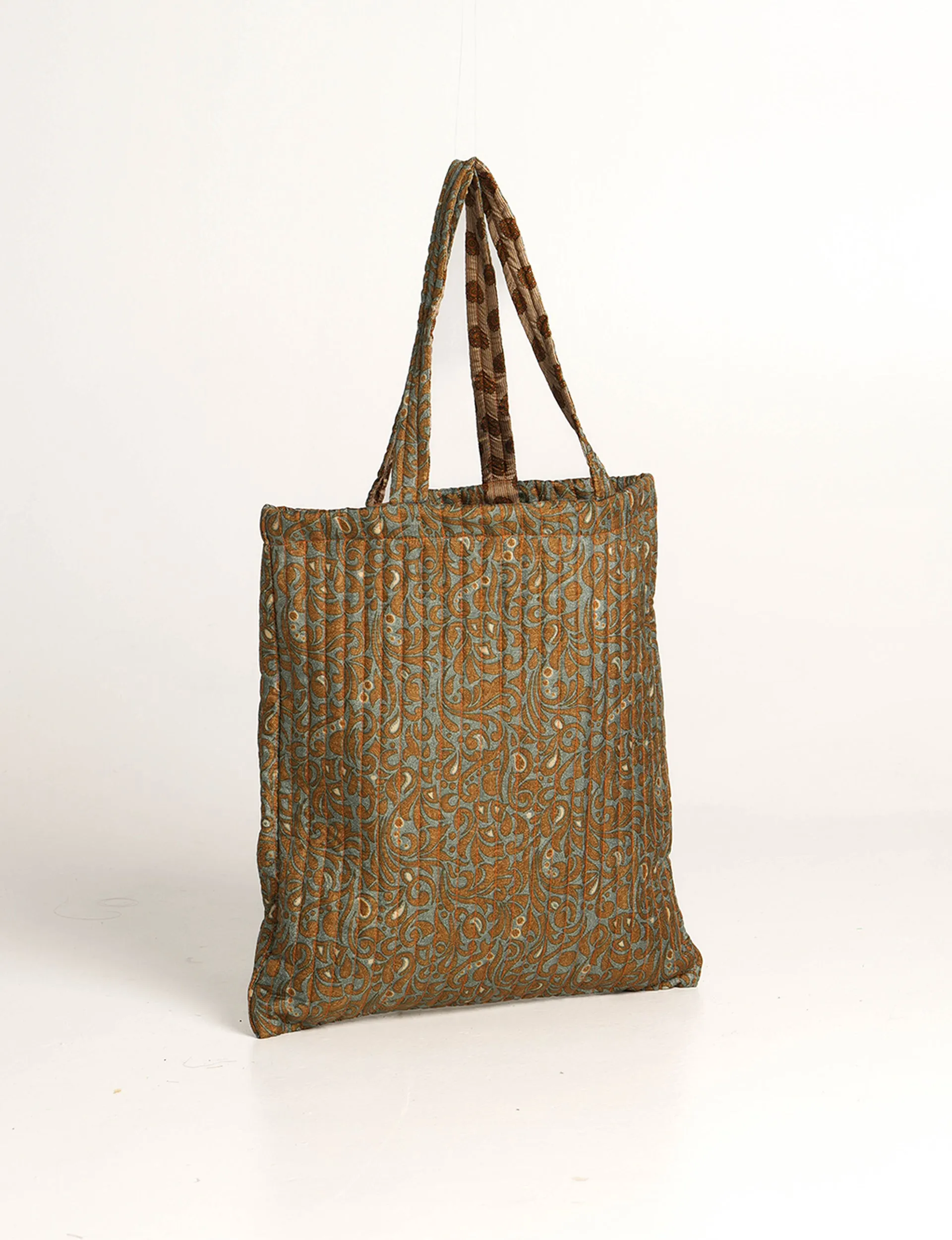 QUILTED SHOPPER BAG