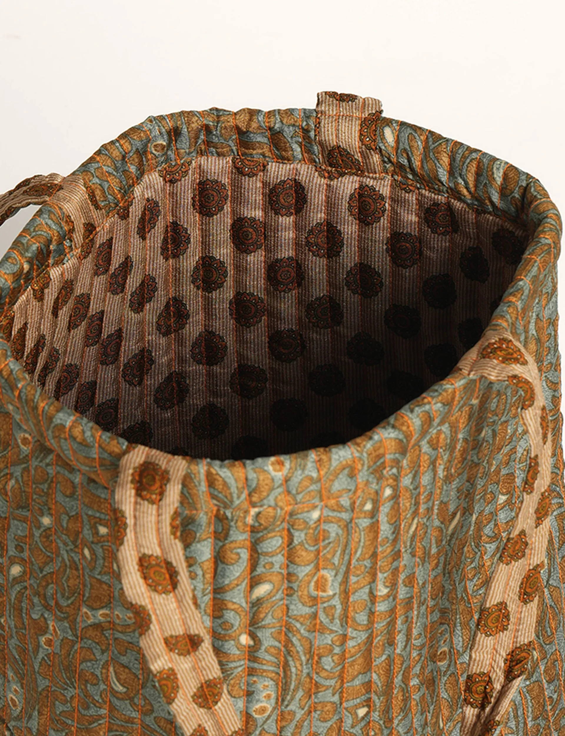 QUILTED SHOPPER BAG