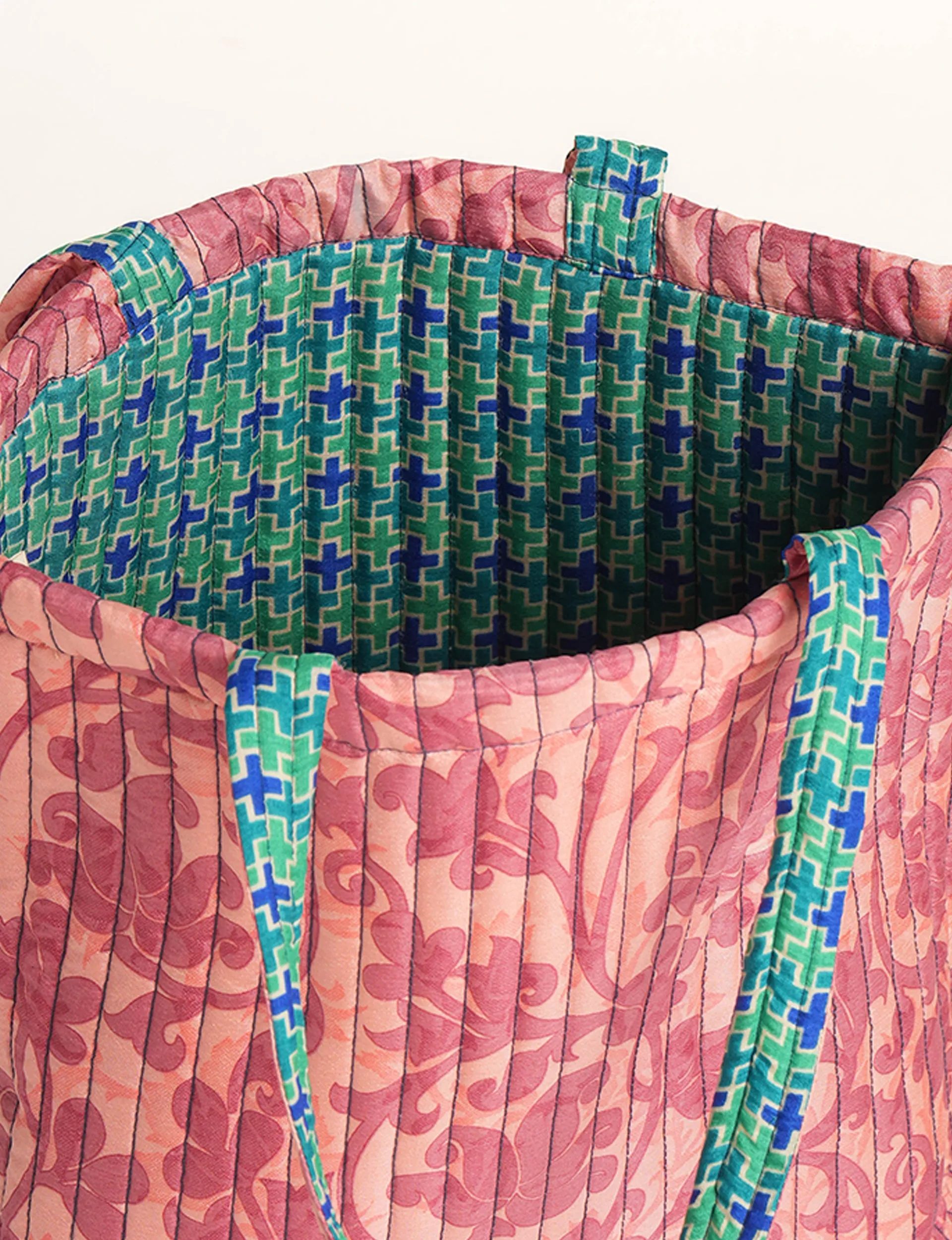 QUILTED SHOPPER BAG