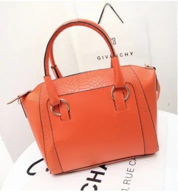 Retro trend large capacity handbag
