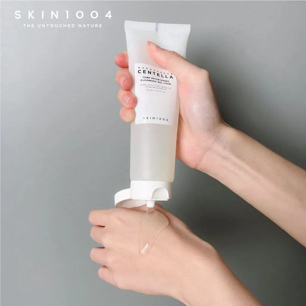 Sữa Rửa Mặt Skin1004 Centella Dưỡng Sáng Da 125ml