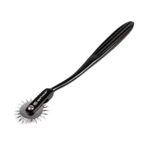 Spartacus Pin Wheel with zippered carrying case