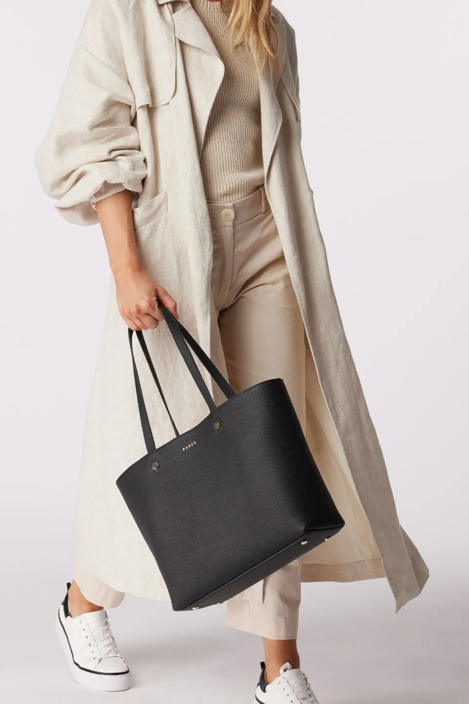 Tilbury Leather Shoulder Bag Black   Prussian
