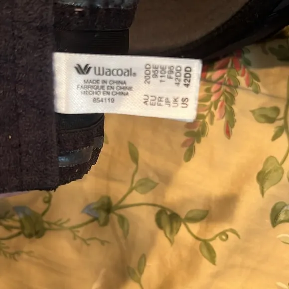 Wacoal strapless Bra EUC black Red Carpet Strapless Underwire Women's