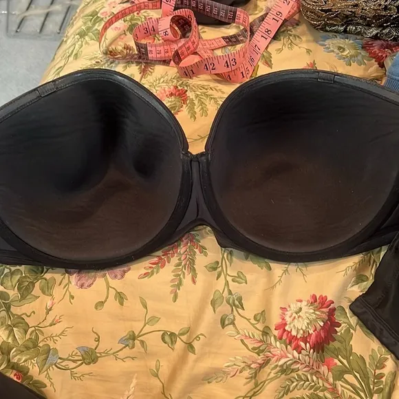 Wacoal strapless Bra EUC black Red Carpet Strapless Underwire Women's