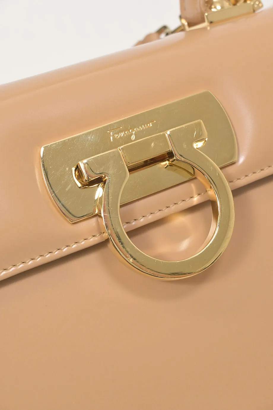 [WB6945] Salvatore Ferragamo | Cross-Body Bag