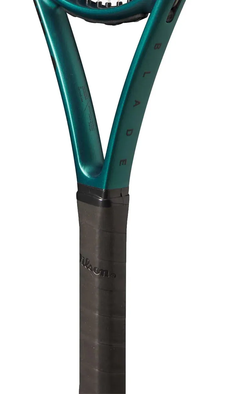 Wilson Blade 26" v9 Junior Tennis Racket - 2024 NEW ARRIVAL