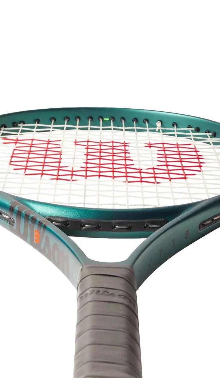 Wilson Blade 26" v9 Junior Tennis Racket - 2024 NEW ARRIVAL
