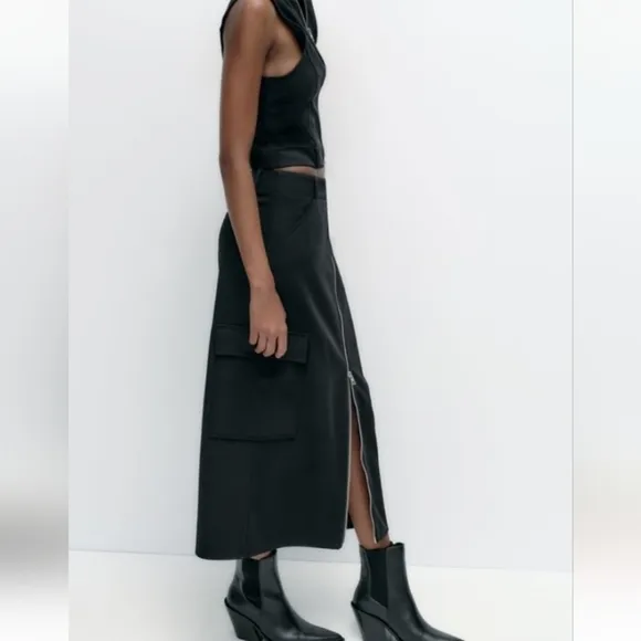 Zara Zippered midi Skirt